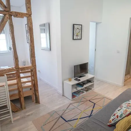 Sao Lazaro Apartmán *